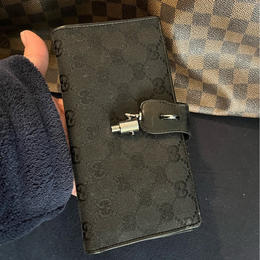 Gucci Authentic long monogram wallet - image 2